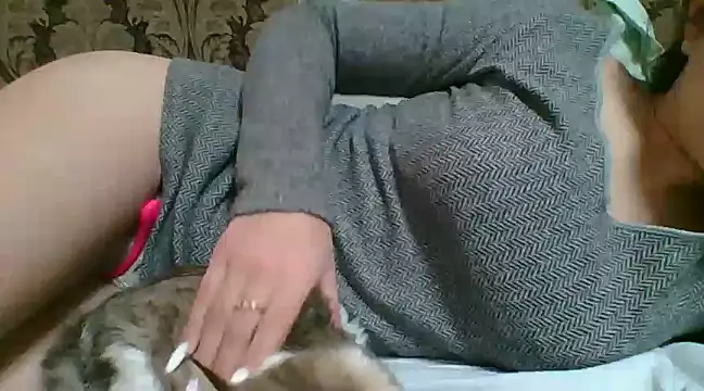 Emma 99 online show from 02.27.25