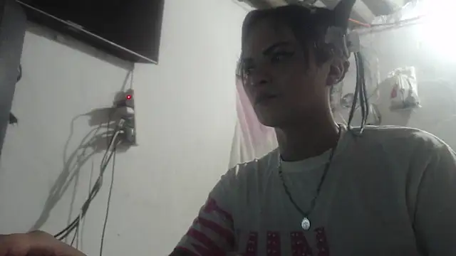 Analiasmith89 online show from 04.02.26