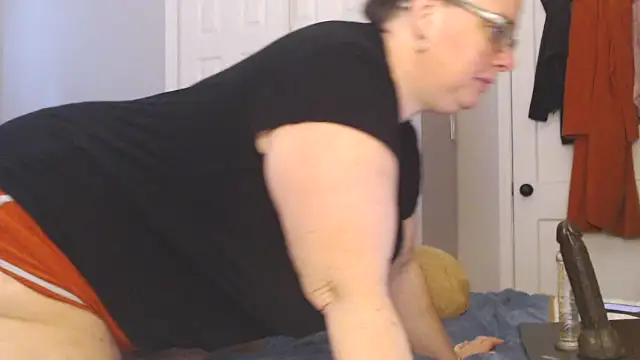 LauLauPAWG online show from 03.27.26