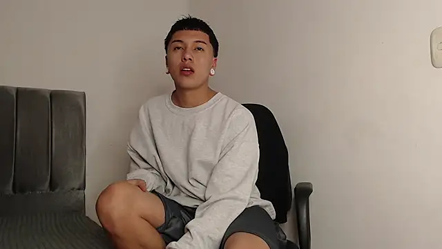 alex-lover online show from 03.18.25