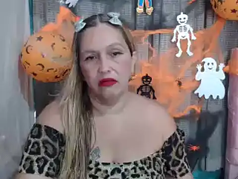 mom son dirty online show from 10.15.25