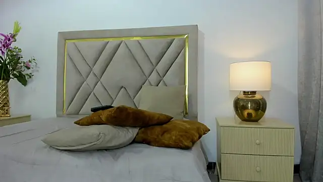 emily queen2 online show from 03.26.26