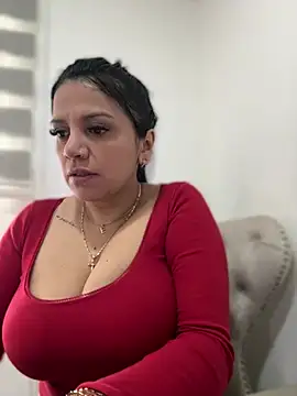 Snapshot of Milff_parkerrr chatting on 01.16.25 Milff parkerrr online show from 01.16.25