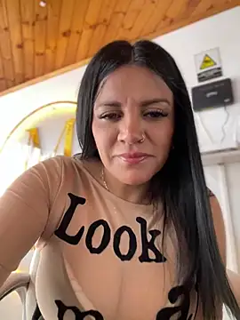 Snapshot of Milff_parkerrr chatting on 02.13.25 Milff parkerrr online show from 02.13.25