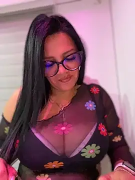 Snapshot of Milff_parkerrr chatting on 10.02.25 Milff parkerrr online show from 10.02.25