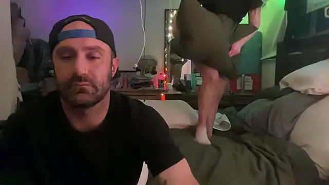 Snapshot of _Studio4Three_ chatting on 02.24.26 Studio4Three online show from 02.24.26