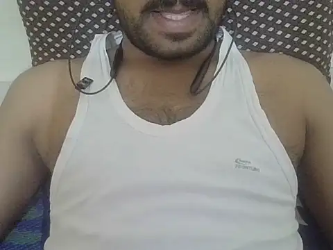 Snapshot of ballandnuts chatting on 02.20.26 ballandnuts online show from 02.20.26