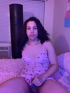 Snapshot of PeacockGoddess chatting on 10.14.25 PeacockGoddess online show from 10.14.25