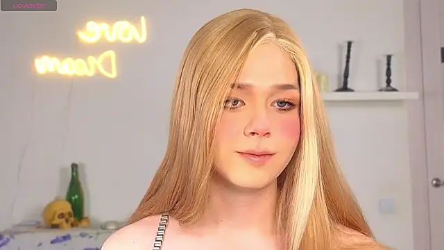  yourFoxy  online show from 10.15.25