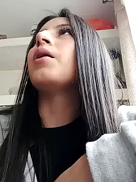 Snapshot of Salomecam30 chatting on 12.27.24 Salomecam30 online show from 12.27.24