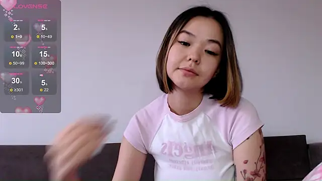 osaka nia online show from 09.10.25