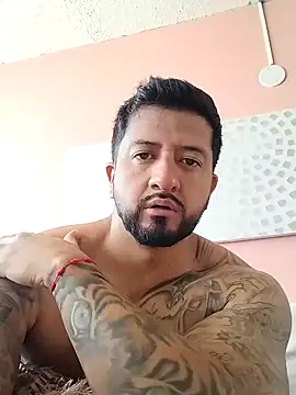 Snapshot of Drake_Smith1 chatting on 10.04.25 Drake Smith1 online show from 10.04.25