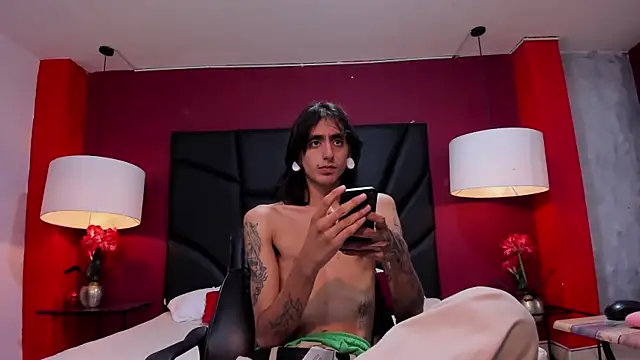 Matthew Dixonn online show from 12.31.24