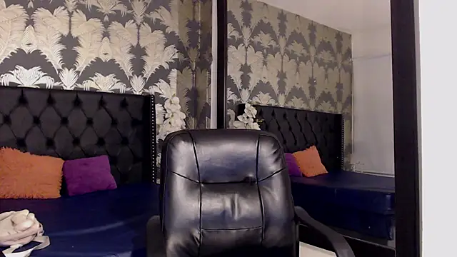 Matthew Dixonn online show from 01.17.25