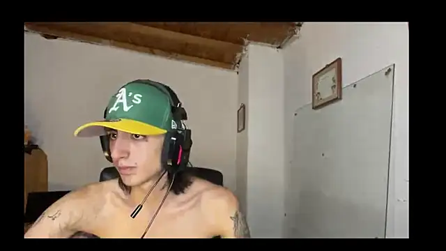 Matthew Dixonn online show from 02.04.25