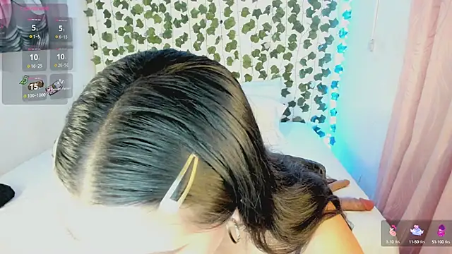 Snapshot of daren_paulina chatting on 09.19.25 daren paulina online show from 09.19.25