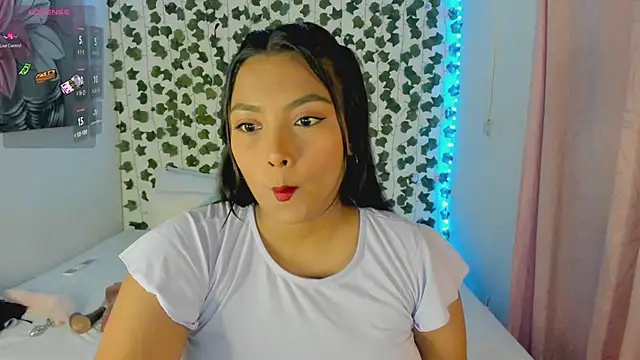 Snapshot of daren_paulina chatting on 09.24.25 daren paulina online show from 09.24.25