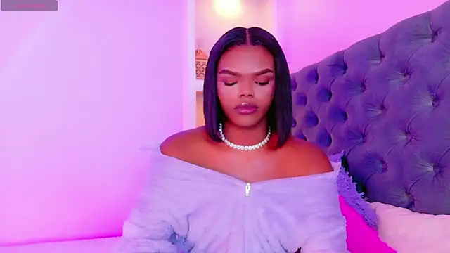 CamiEstrada online show from 12.21.25