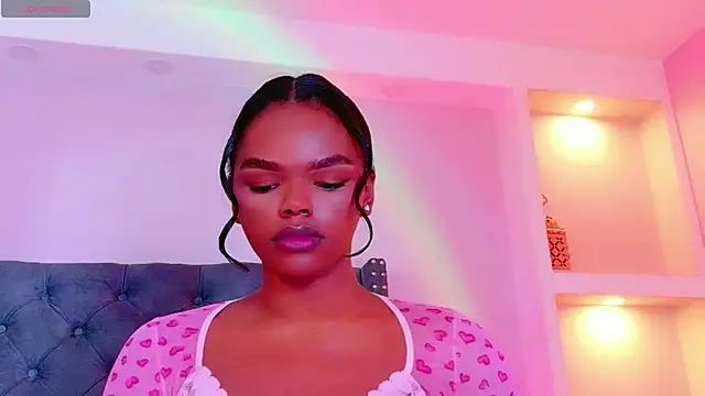 CamiEstrada online show from 01.11.26