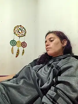 Scarlett-Leh online show from 09.25.25