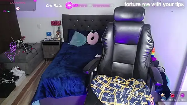 Snapshot of girl_naugthy chatting on 11.27.25 girl naugthy online show from 11.27.25