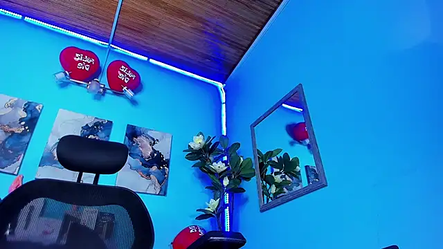 Snapshot of _hairybeard_ chatting on 02.19.25 hairybeard online show from 02.19.25