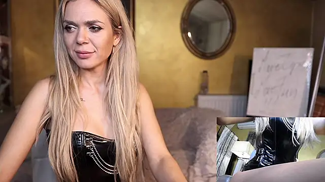 Snapshot of aderaema chatting on 12.10.24 aderaema online show from 12.10.24