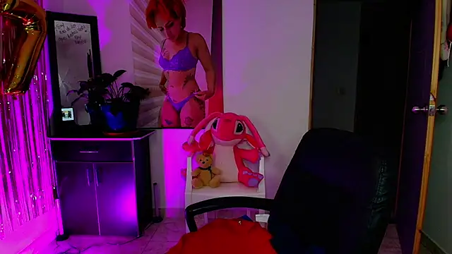 Snapshot of TinnaDawsom chatting on 09.15.25 TinnaDawsom online show from 09.15.25