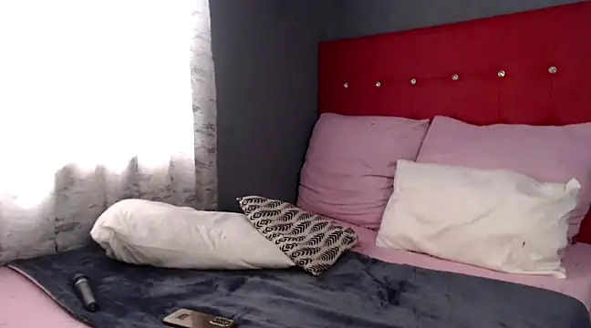 Foxybrownxx1 online show from 03.01.25