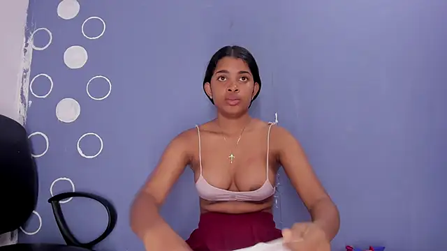 Snapshot of aitanacortes chatting on 02.25.25 aitanacortes online show from 02.25.25