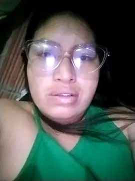 Miaa Smiith  online show from 10.20.25