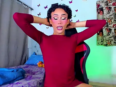 Ambarhilton online show from 11.23.25