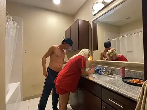 girlfriendmissy online show from 03.21.25