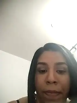 Emmy cole  online show from 09.18.25