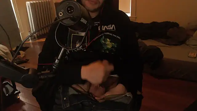 Snapshot of chicostick413 chatting on 03.01.25 chicostick413 online show from 03.01.25