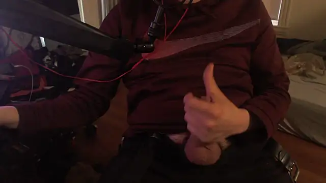 Snapshot of chicostick413 chatting on 03.18.25 chicostick413 online show from 03.18.25