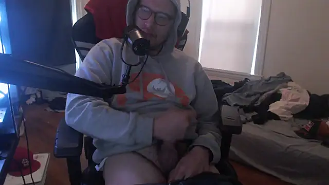 Snapshot of chicostick413 chatting on 10.10.25 chicostick413 online show from 10.10.25