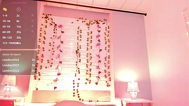 Snapshot of KylieMaxwell chatting on 02.01.25 KylieMaxwell online show from 02.01.25