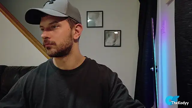 Snapshot of Thekodyy chatting on 04.14.26 Thekodyy online show from 04.14.26