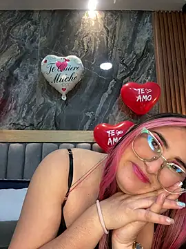 BellaPeers  online show from 02.15.25