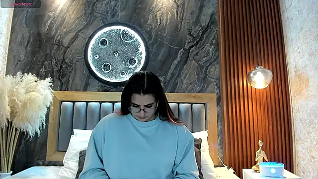 BellaPeers  online show from 05.05.26