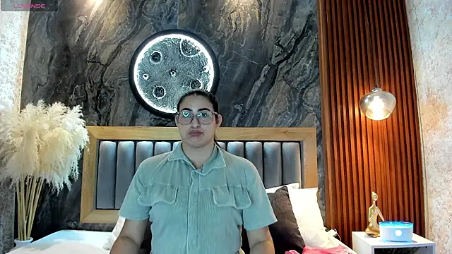 BellaPeers  online show from 05.20.26