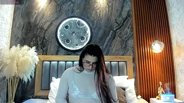 BellaPeers  online show from 05.23.26