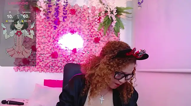 Snapshot of BLONDE_SEXYHOT chatting on 02.22.25 BLONDE SEXYHOT online show from 02.22.25