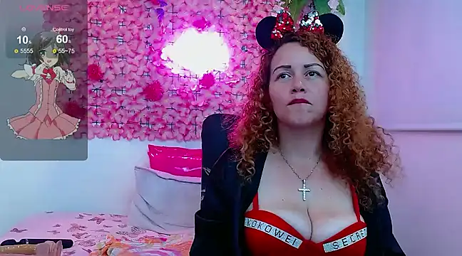 Snapshot of BLONDE_SEXYHOT chatting on 02.26.25 BLONDE SEXYHOT online show from 02.26.25