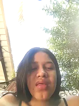 Snapshot of Little_Pau_Dirty chatting on 01.07.25 Little Pau Dirty online show from 01.07.25