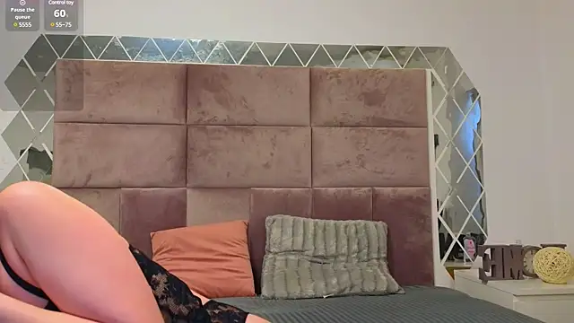 SweetScribe online show from 02.13.25