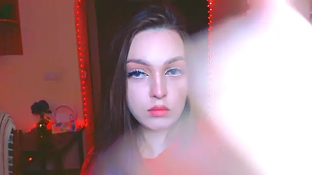 miss merciless  online show from 12.04.24