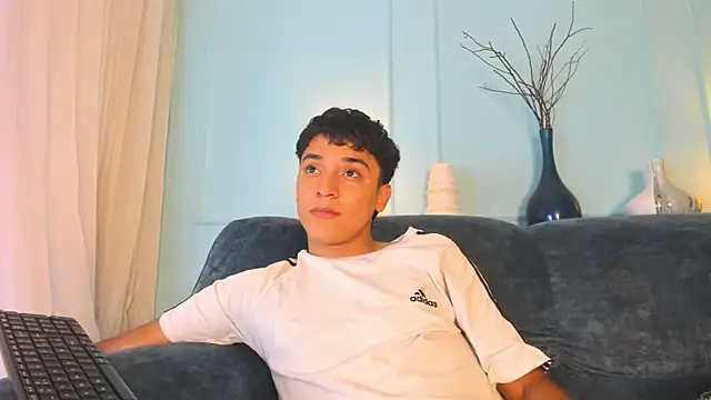 Austin Cardieff online show from 02.23.25