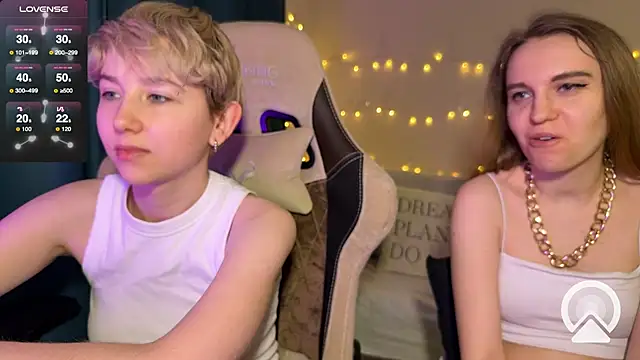 Snapshot of velvetvalkyries chatting on 03.15.25 velvetvalkyries online show from 03.15.25